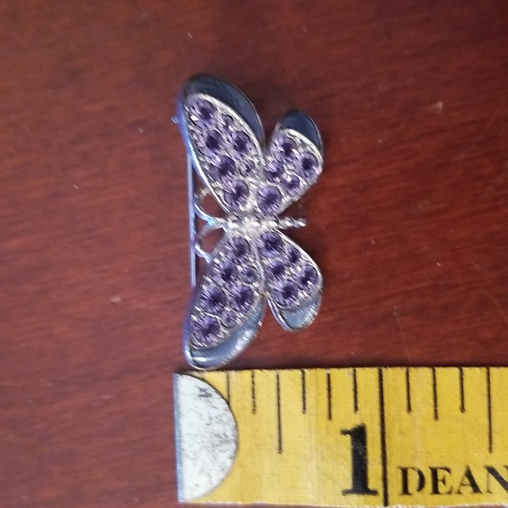 Avon Vintage Pink and Blue Butterfly Pins (set of 2) - Picture 6 of 7